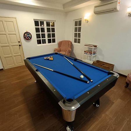 Homestay Laman Nuri, Kota Damansara Petaling Jaya Dış mekan fotoğraf