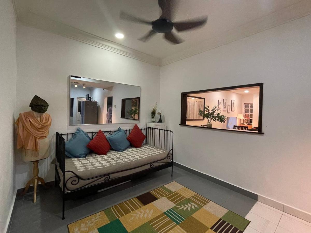 Homestay Laman Nuri, Kota Damansara Petaling Jaya Dış mekan fotoğraf