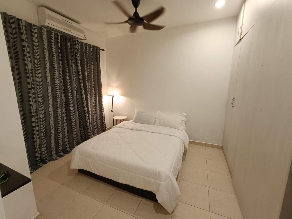 Homestay Laman Nuri, Kota Damansara Petaling Jaya Dış mekan fotoğraf