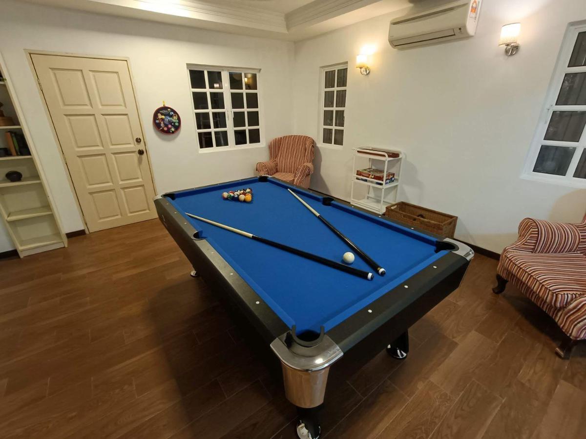 Homestay Laman Nuri, Kota Damansara Petaling Jaya Dış mekan fotoğraf